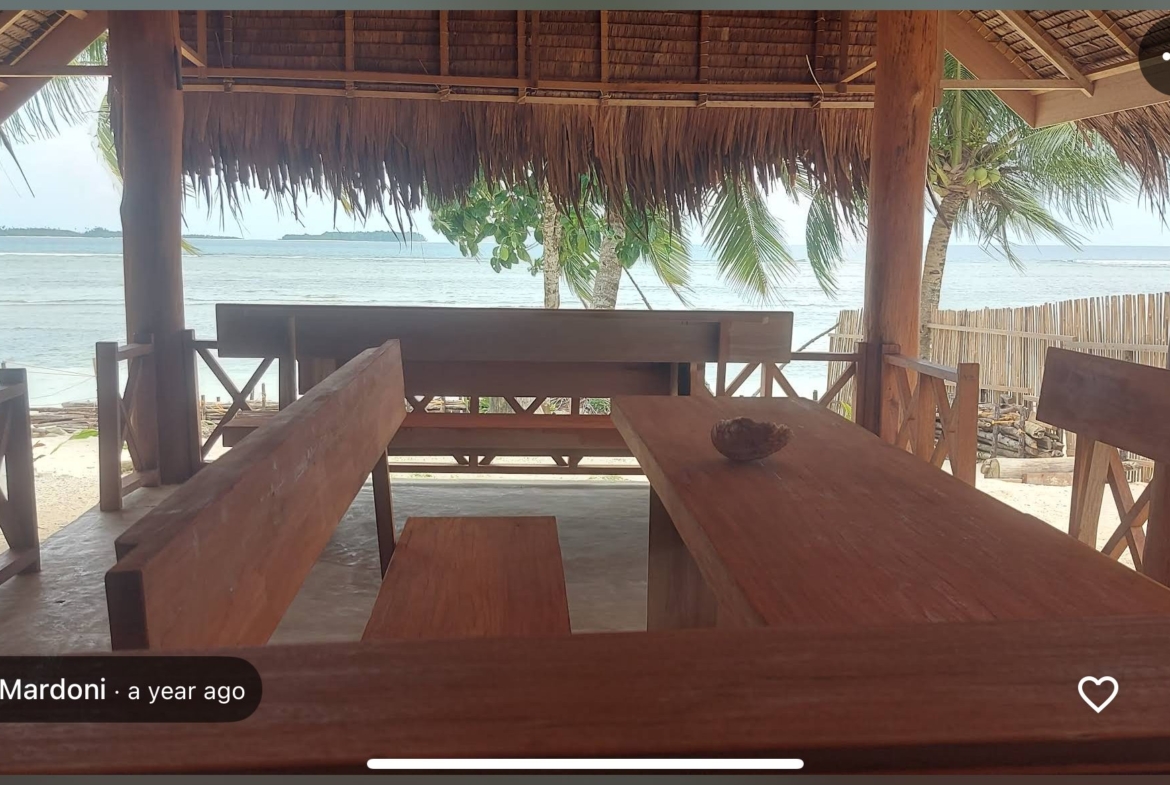 Mentawai Surf Camp SOLD international surf properties