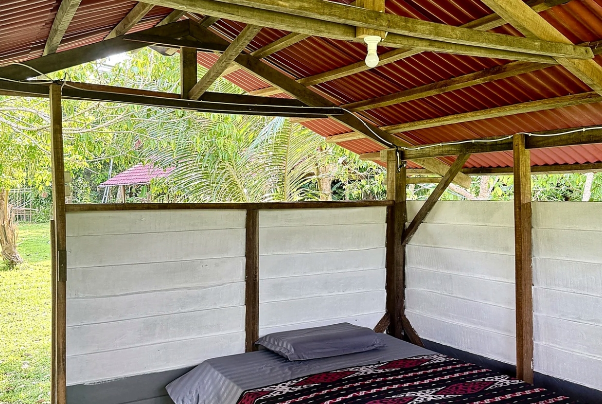 the-ridge-surf-lodge-in-ujung-bocor