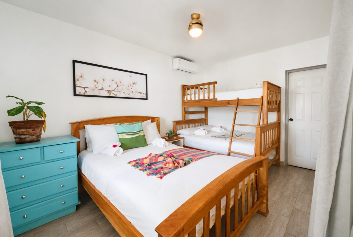 beachfront-boutique-surf-hotel-for-sale-nicaragua