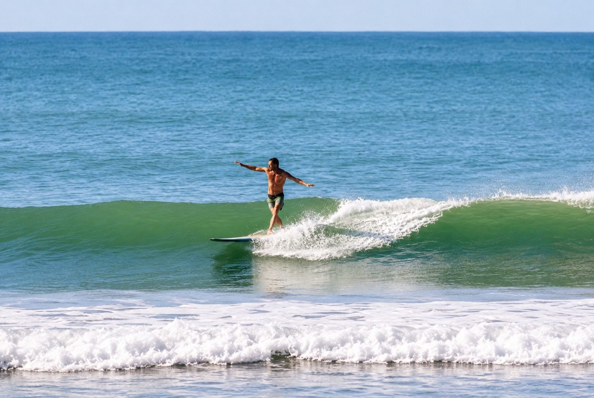 el-ranchito-surf-camp-school-panama-for-sale