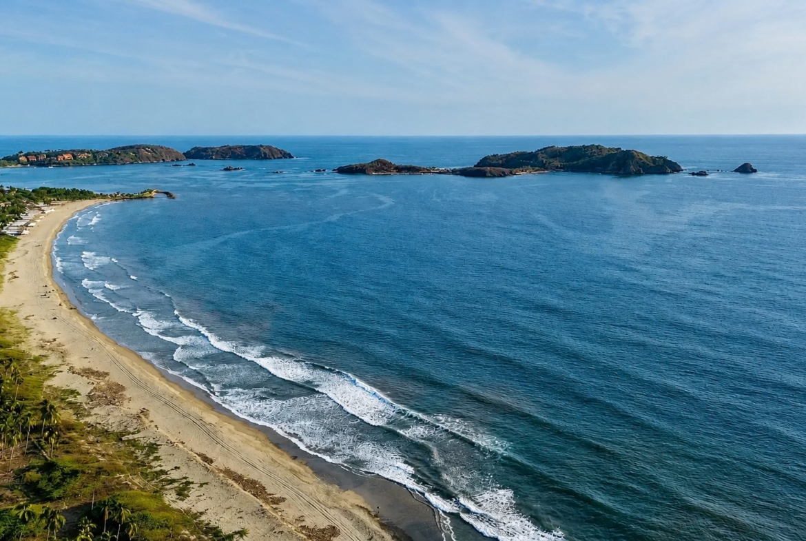 ixtapa-mexico-surf-development-land