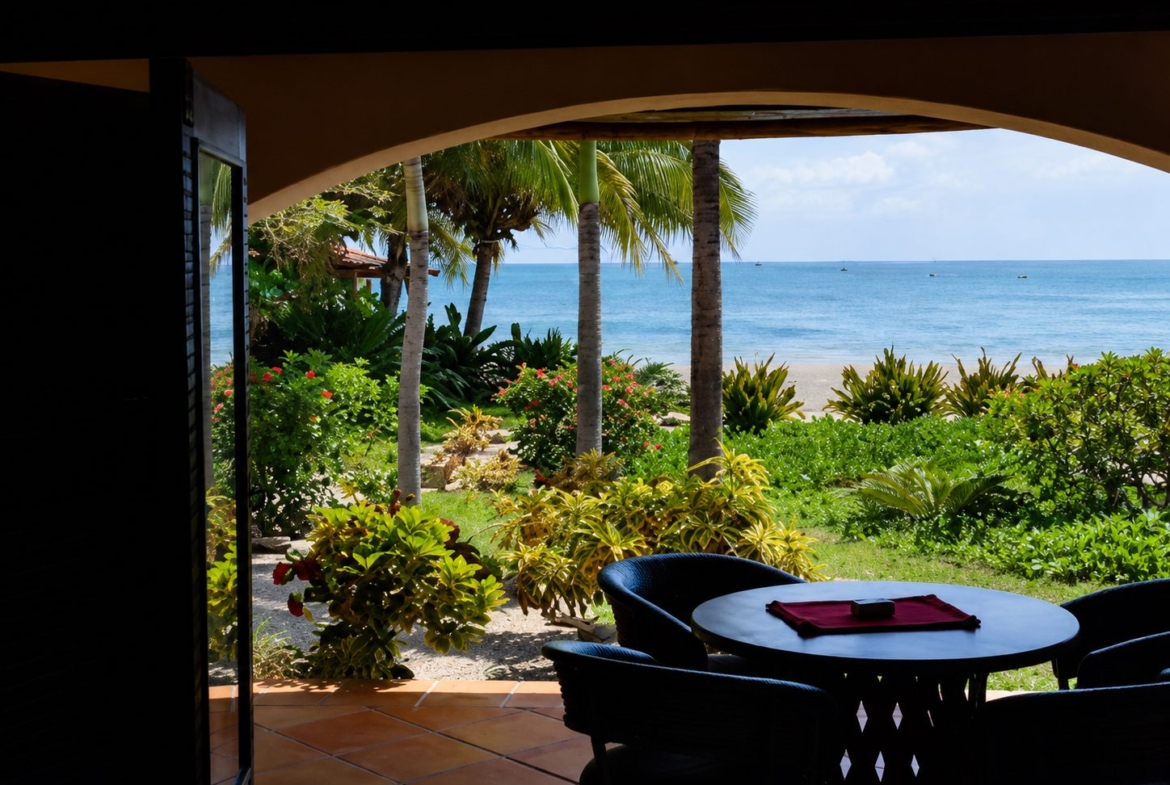 Villa de las Olas-La-Saladita-Mexico