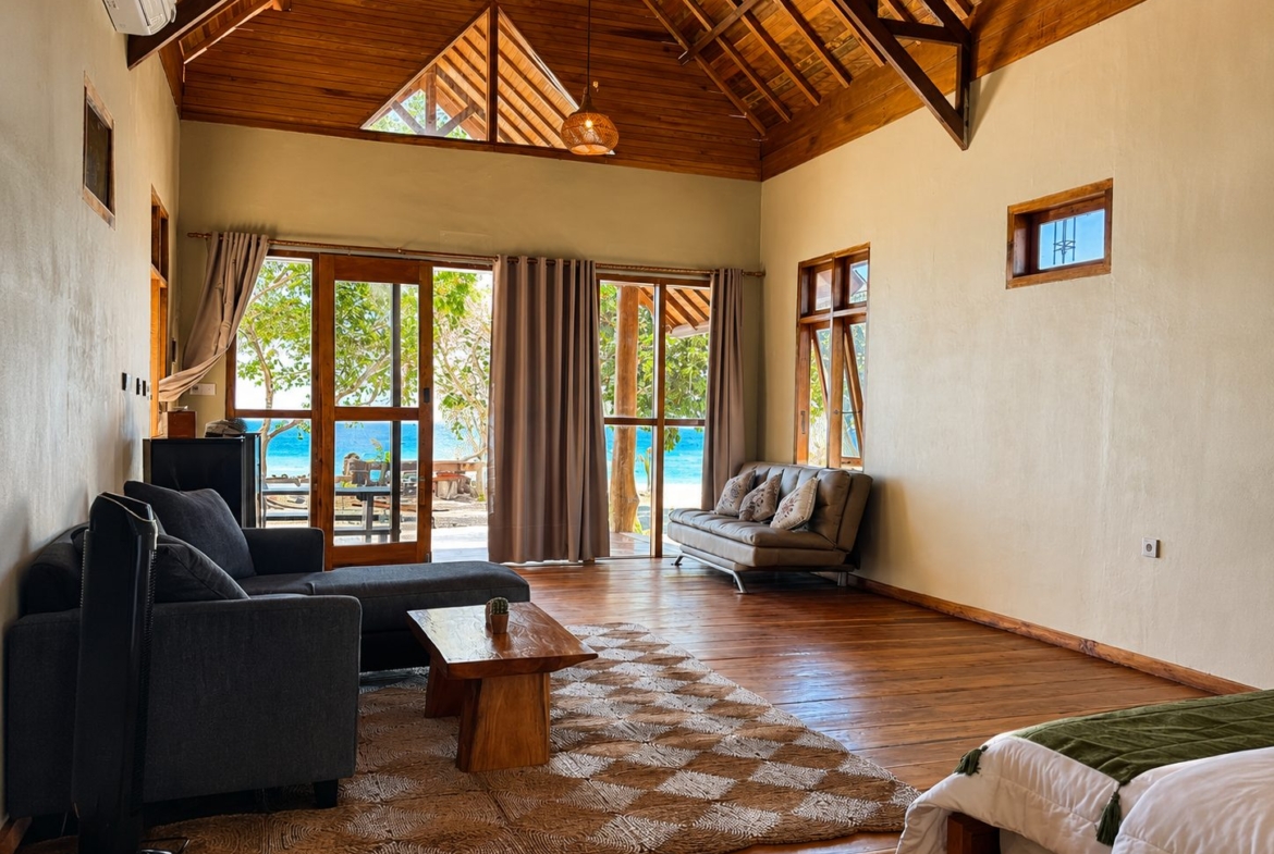 sunrise-point-villa-resort-mentawai-for-sale