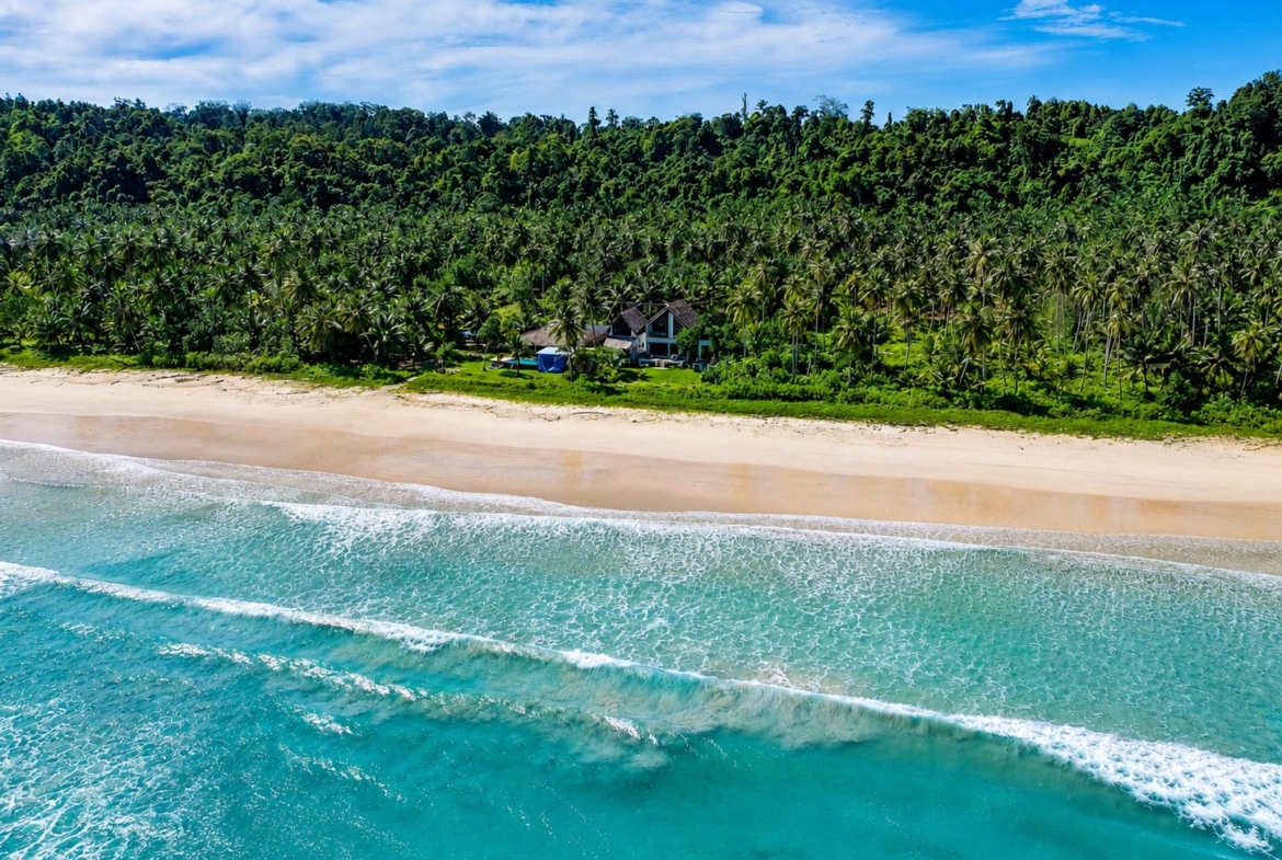 freehold-valhalla-mentawai-villa-for-sale