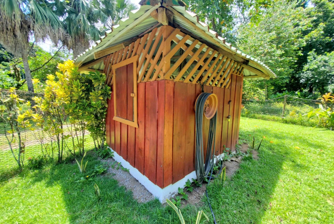 pavones-costa-rica-beach-home-for-sale-near-legendary-surf