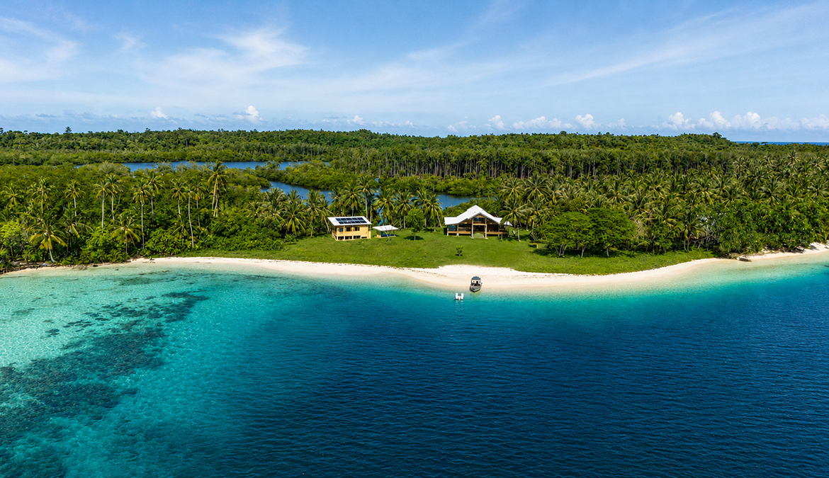 tropical-heaven-private-mentawai-islands-oceanfront-residence