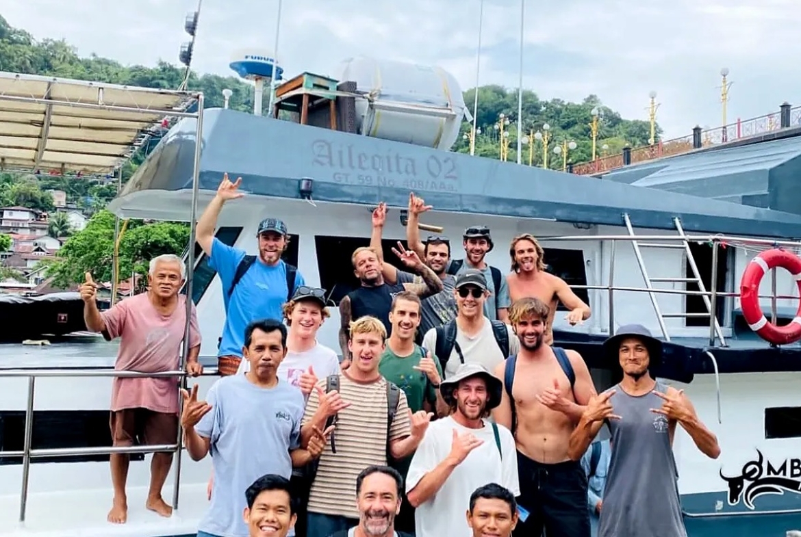 ombak-kabau-mentawai-surf-charter-investment