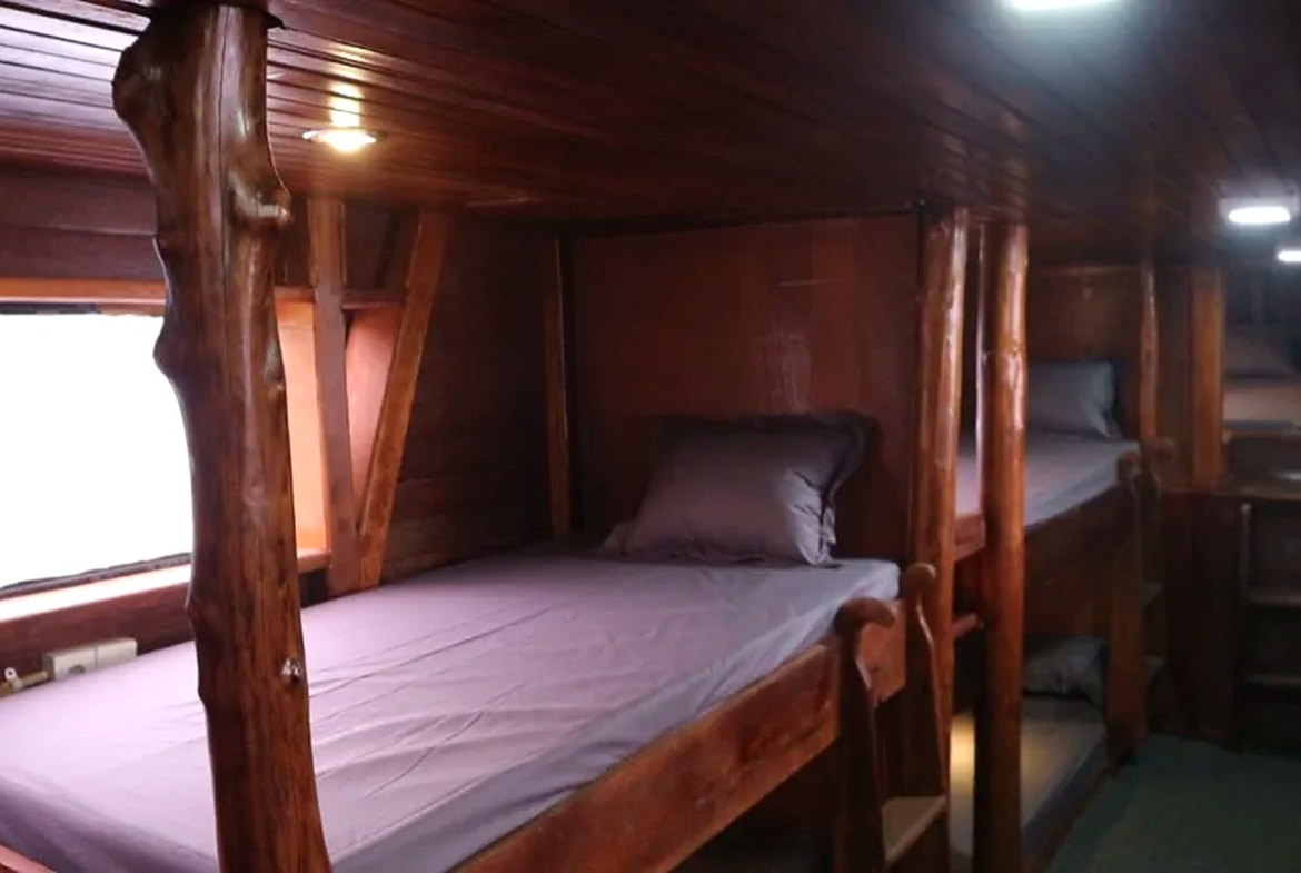 ombak-kabau-mentawai-surf-charter-investment