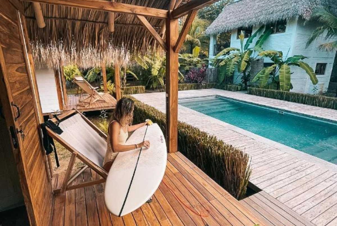 monoloko-surf-lodge-for-sale-nicaragua